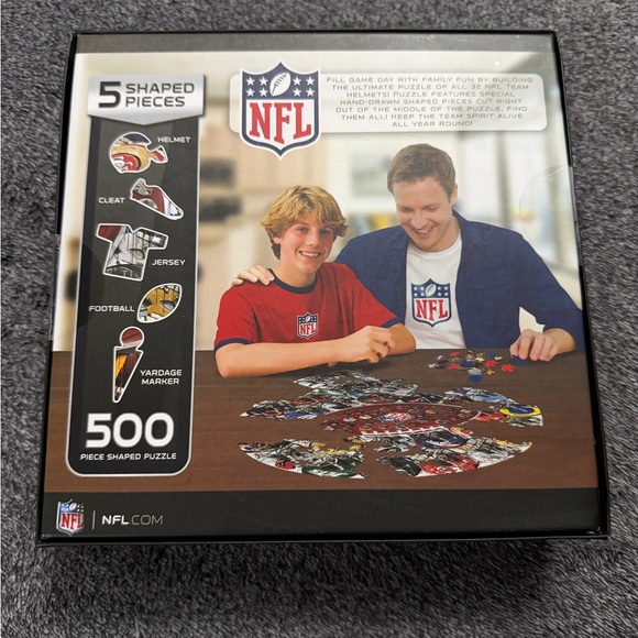 NFL 500 Piece Shaped Puzzle - Red, Blue, Yellow - Picture 2 of 2